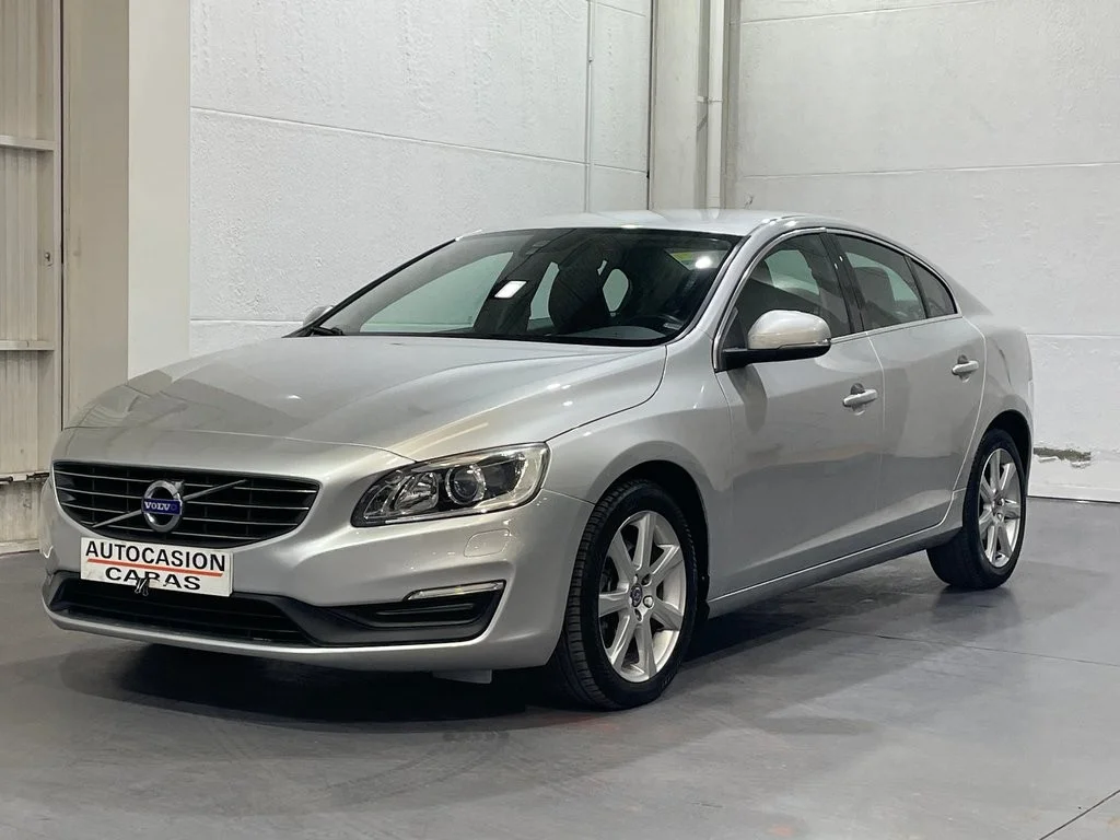 VOLVO S60 S60 D3 Momentum Aut. 150