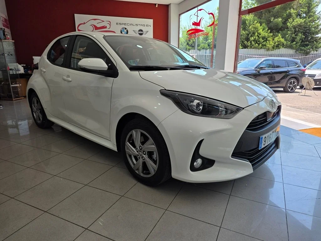 TOYOTA Yaris Yaris 120H 1.5 Active Plus