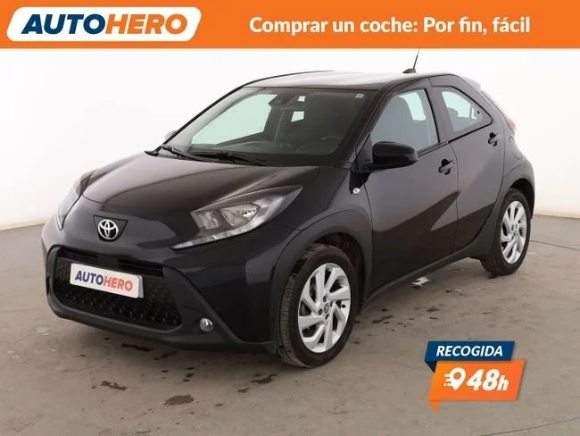 TOYOTA Aygo X Cross 1.0 Play