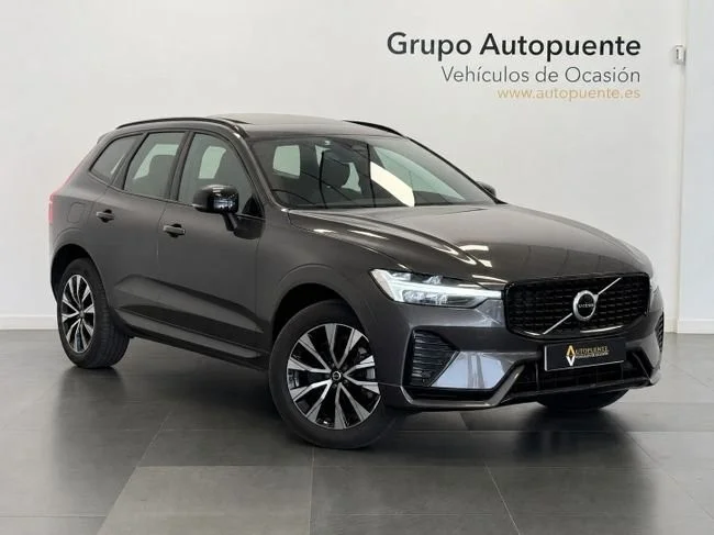VOLVO XC60 B4 D PLUS DARK AUTO