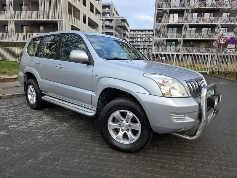 Toyota LAND CRUISER 2005