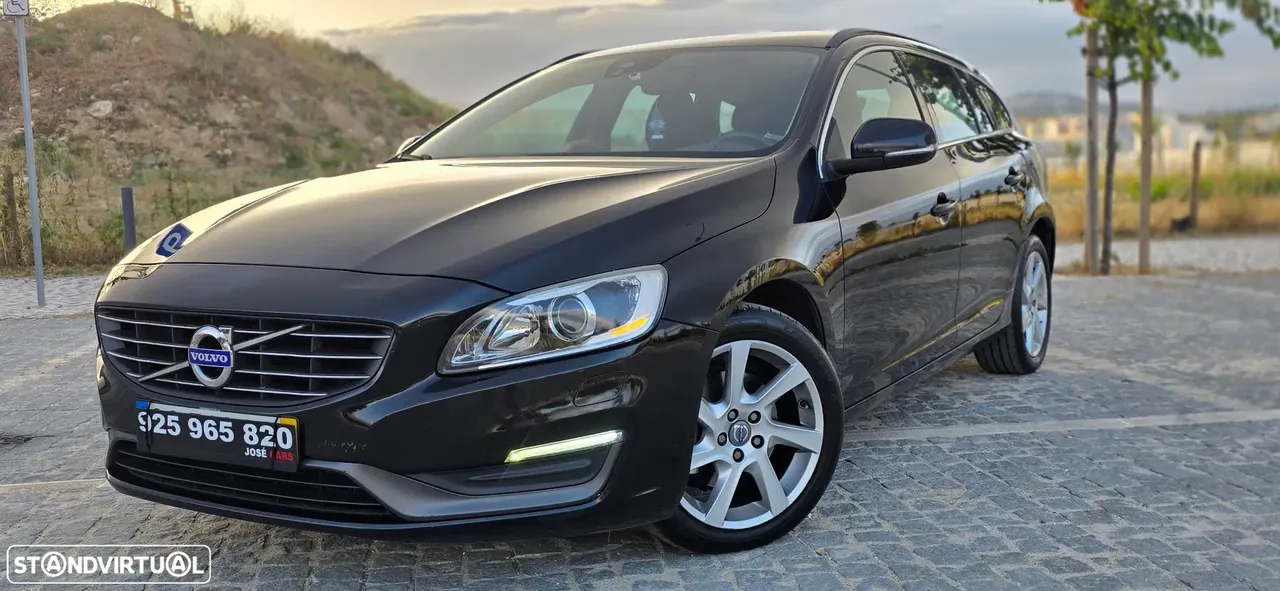 Volvo V60 2.0 D4 Momentum