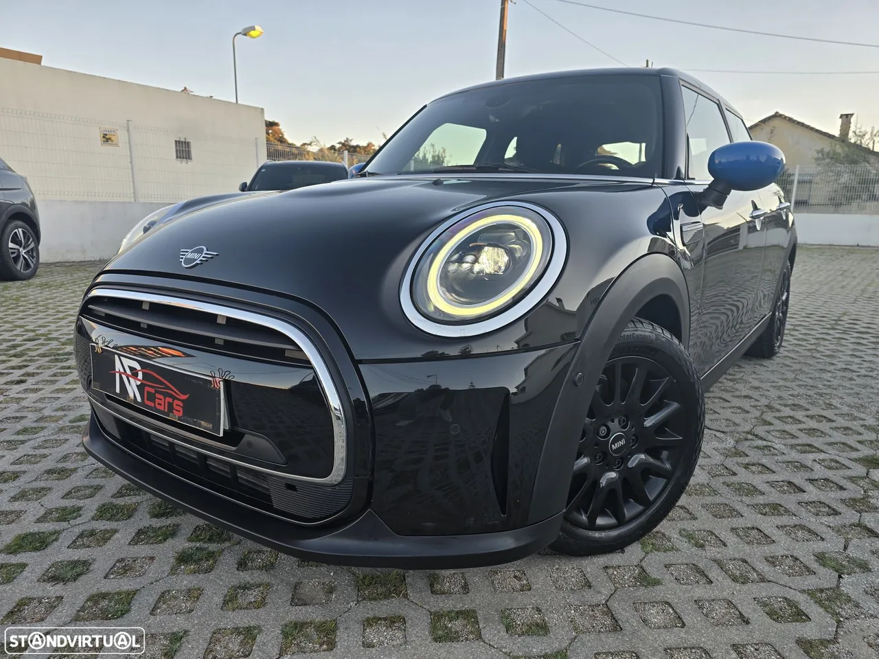 MINI 5 Portas One Blackyard
