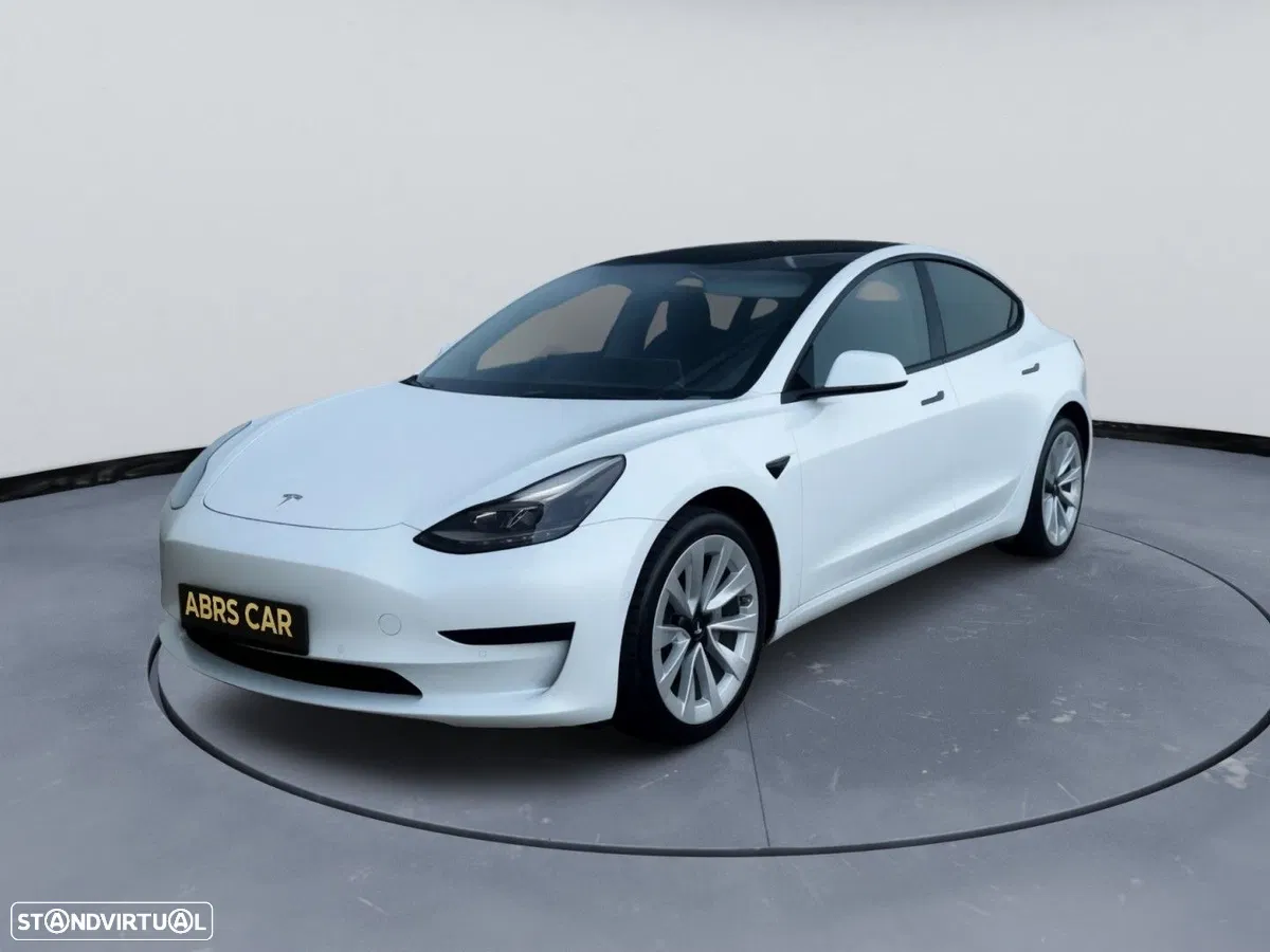 Tesla Model 3 Standard Range Plus RWD
