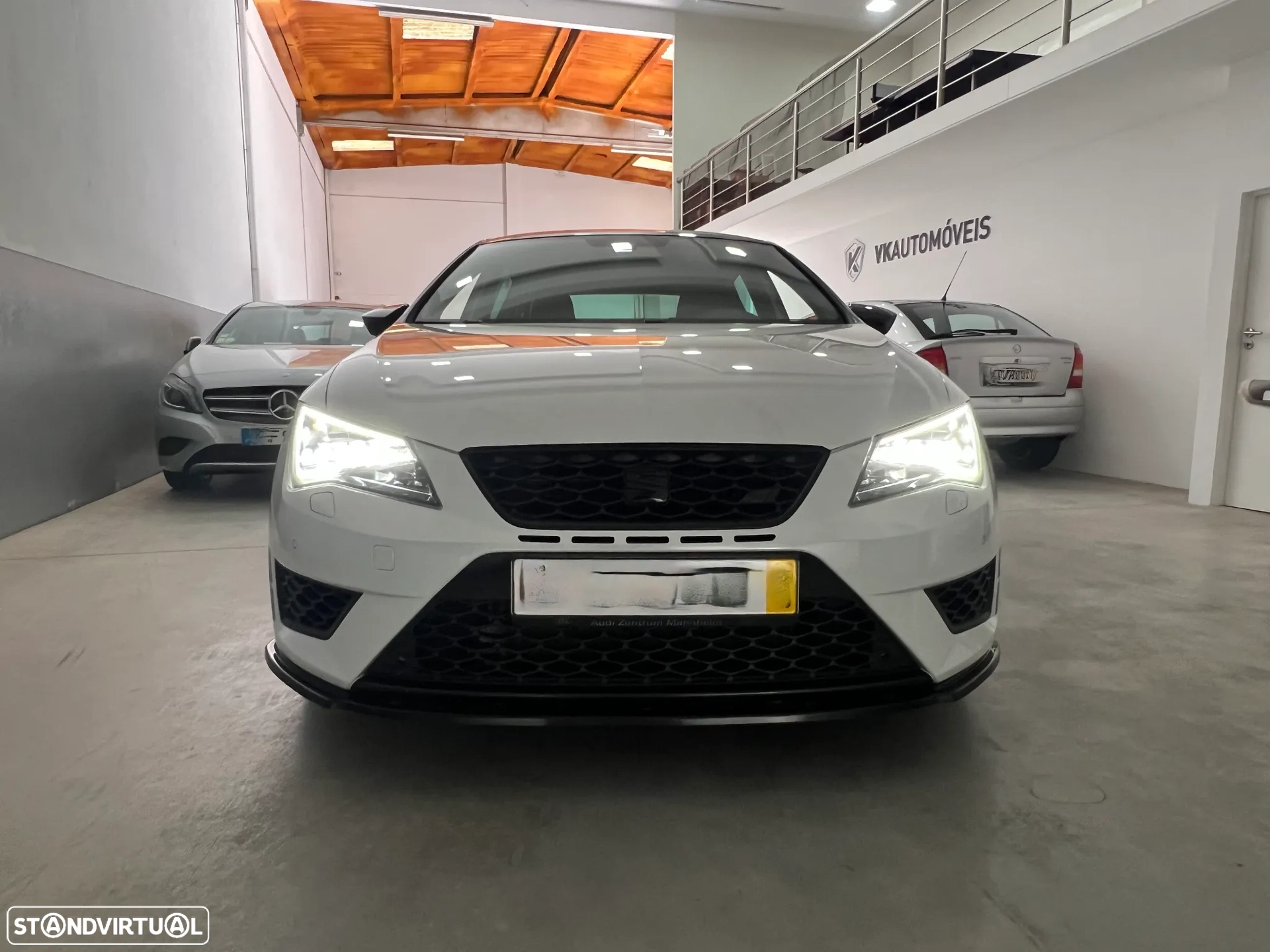 SEAT Leon 2.0 TSI Cupra DSG S/S