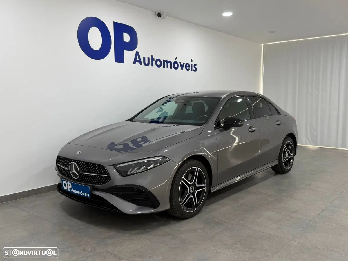 Mercedes-Benz A 250 Limousine e AMG Line