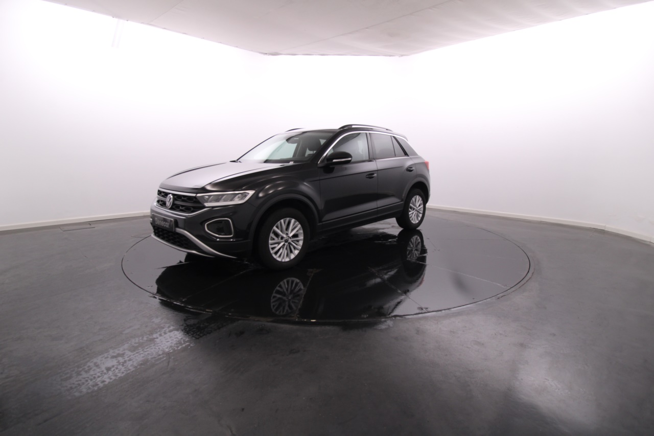 Volkswagen T-Roc 1.0 TSI Style 110cv / Vidros Escurecidos / LED / JLL