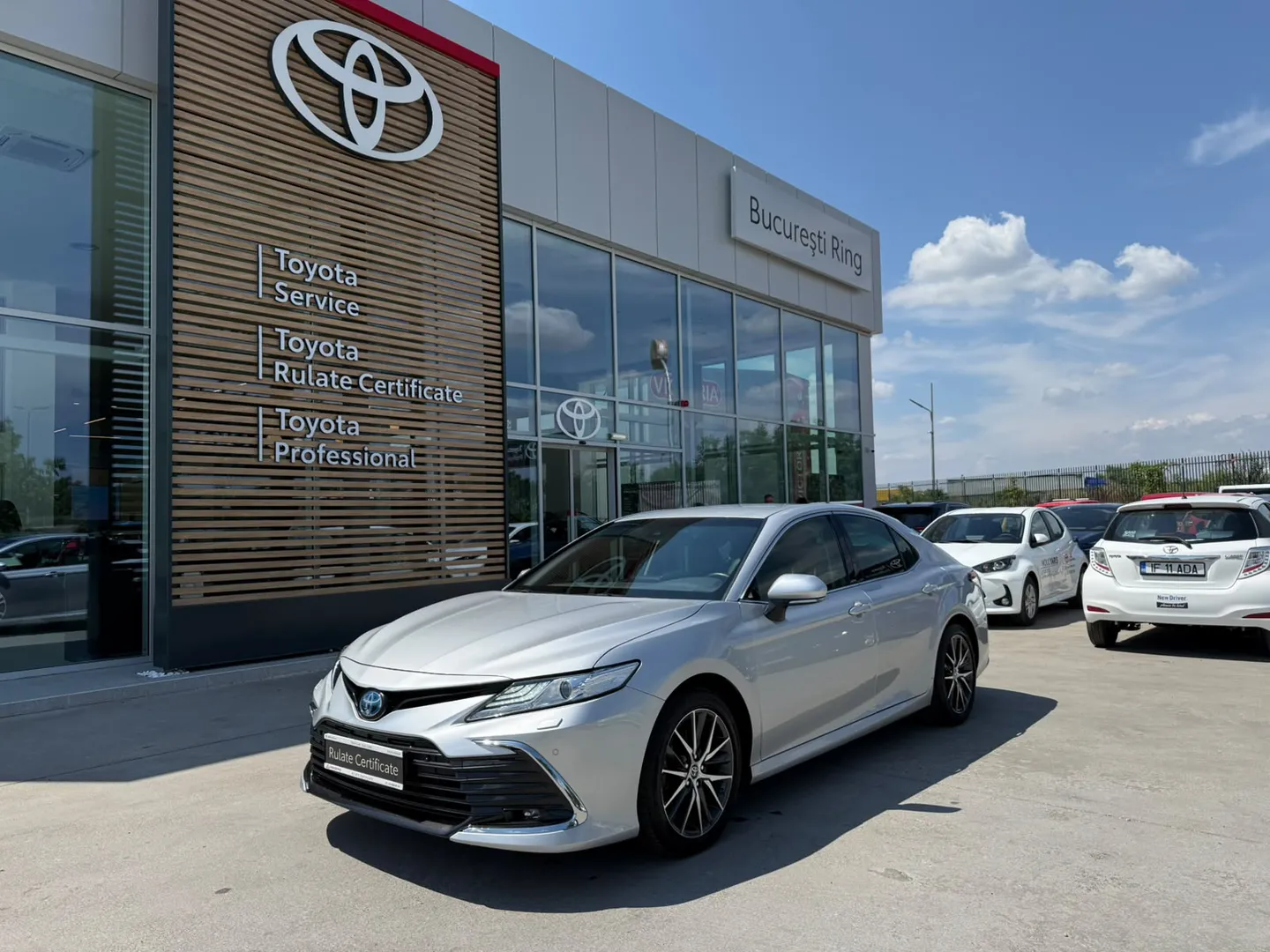 Toyota Camry Dynamic 2.5 Hybrid 218 Cp