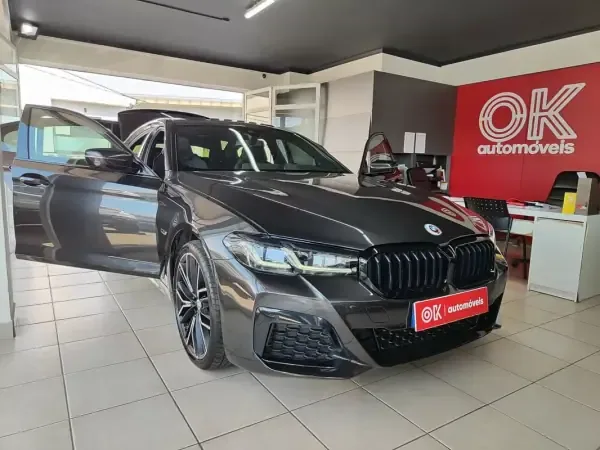 BMW 530e 2022 e Pack 50 anos M