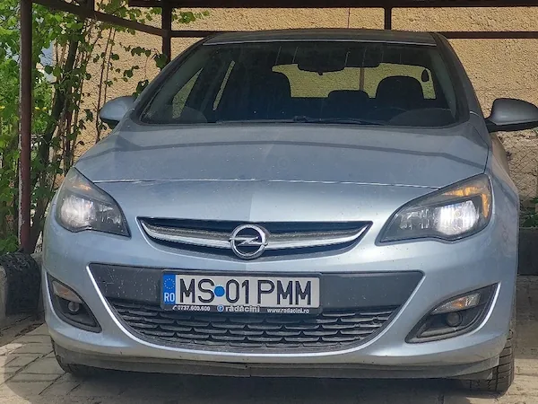 Opel Astra J 1.6CDTI