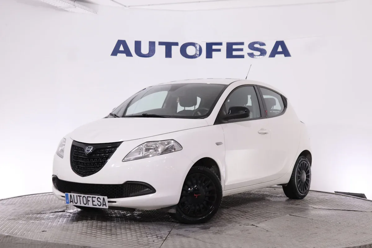 Lancia Ypsilon 1.2 elefantino evo II 69CV 5P