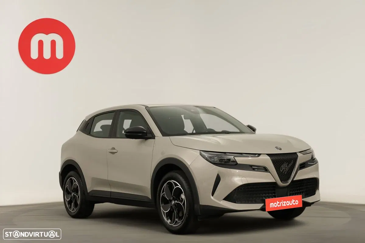 Alfa Romeo Junior Elletrica 50 kWh