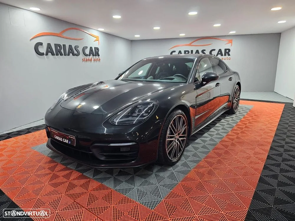 Porsche Panamera 4 E-Hybrid