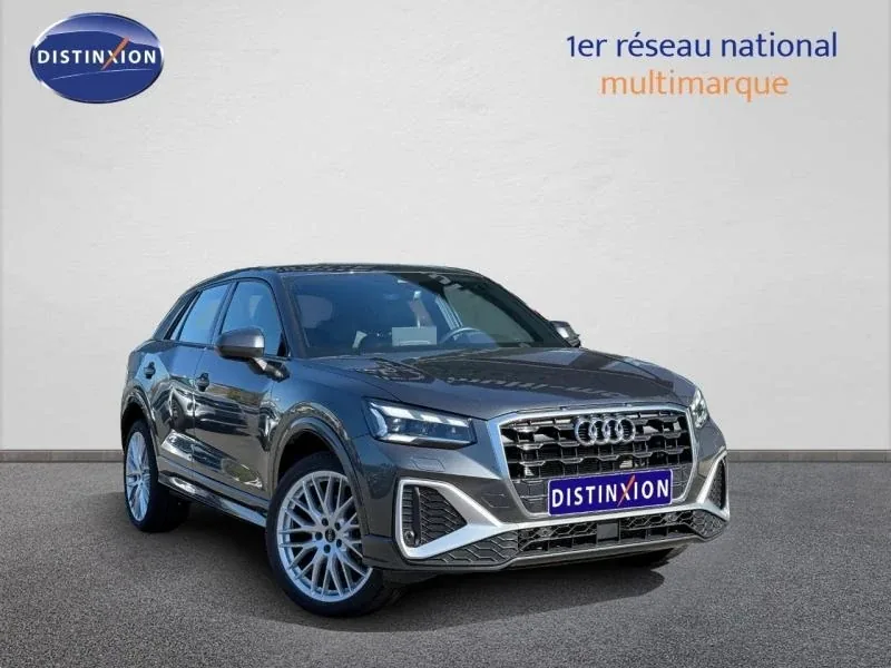 AUDI Q2