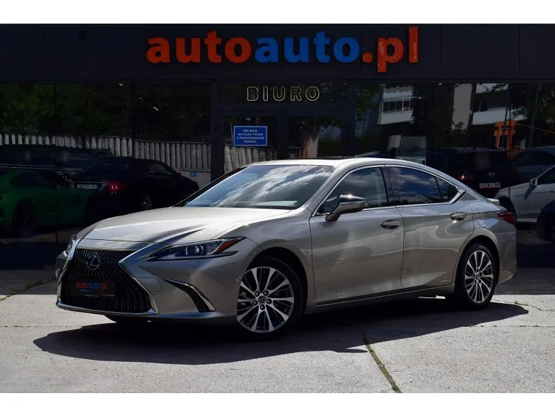 Lexus ES 2021