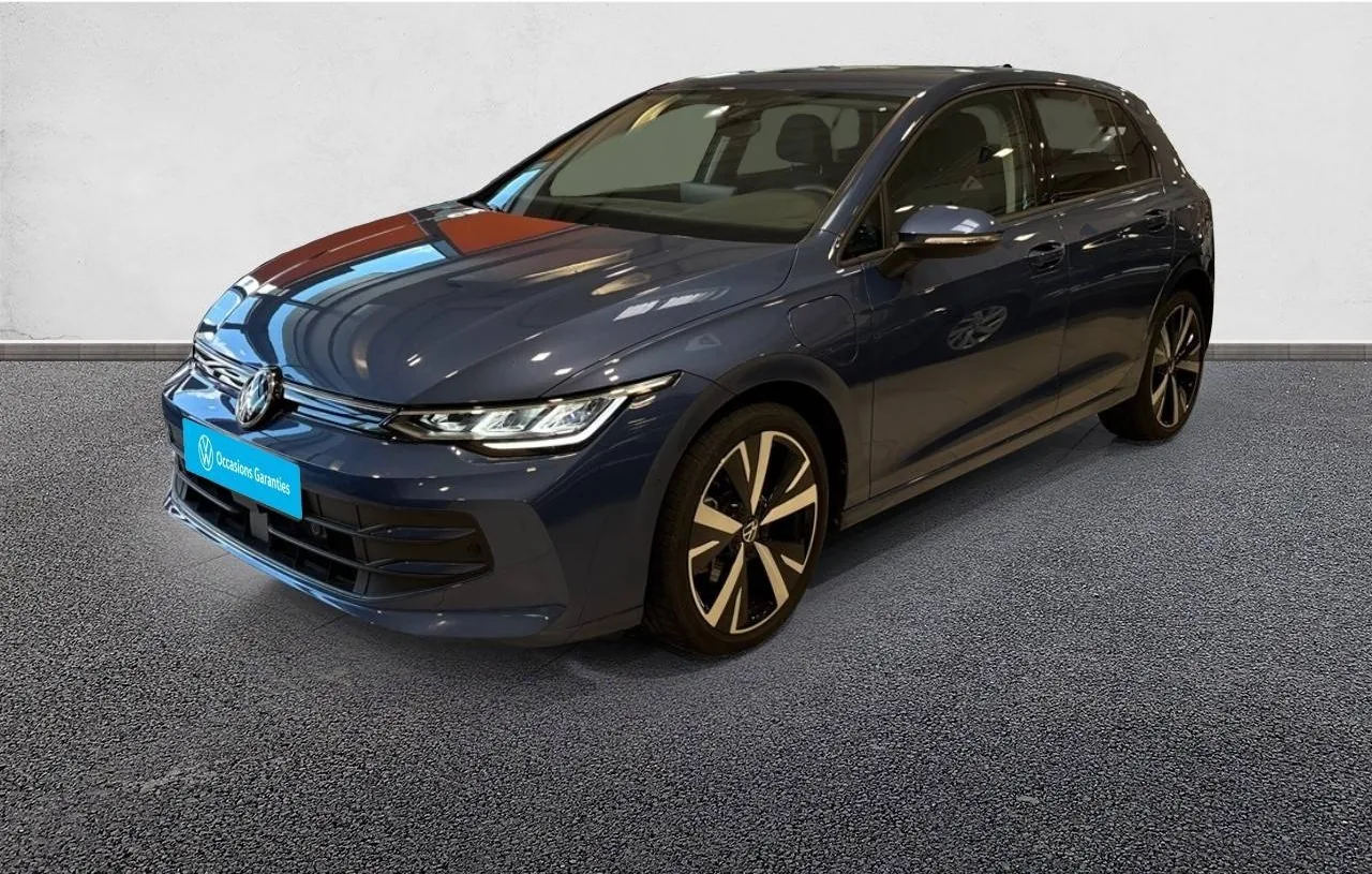 VOLKSWAGEN GOLF 1.5 eHybrid 204 DSG6 VW Edition