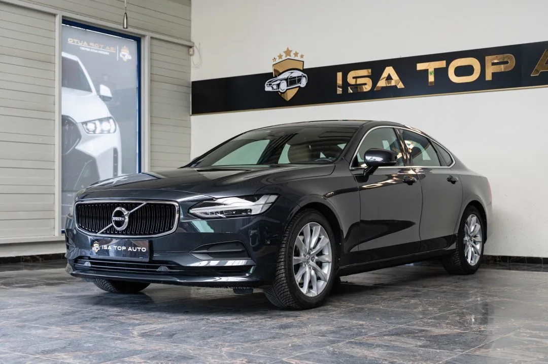 Volvo S90 D4 Geartronic Momentum 2016