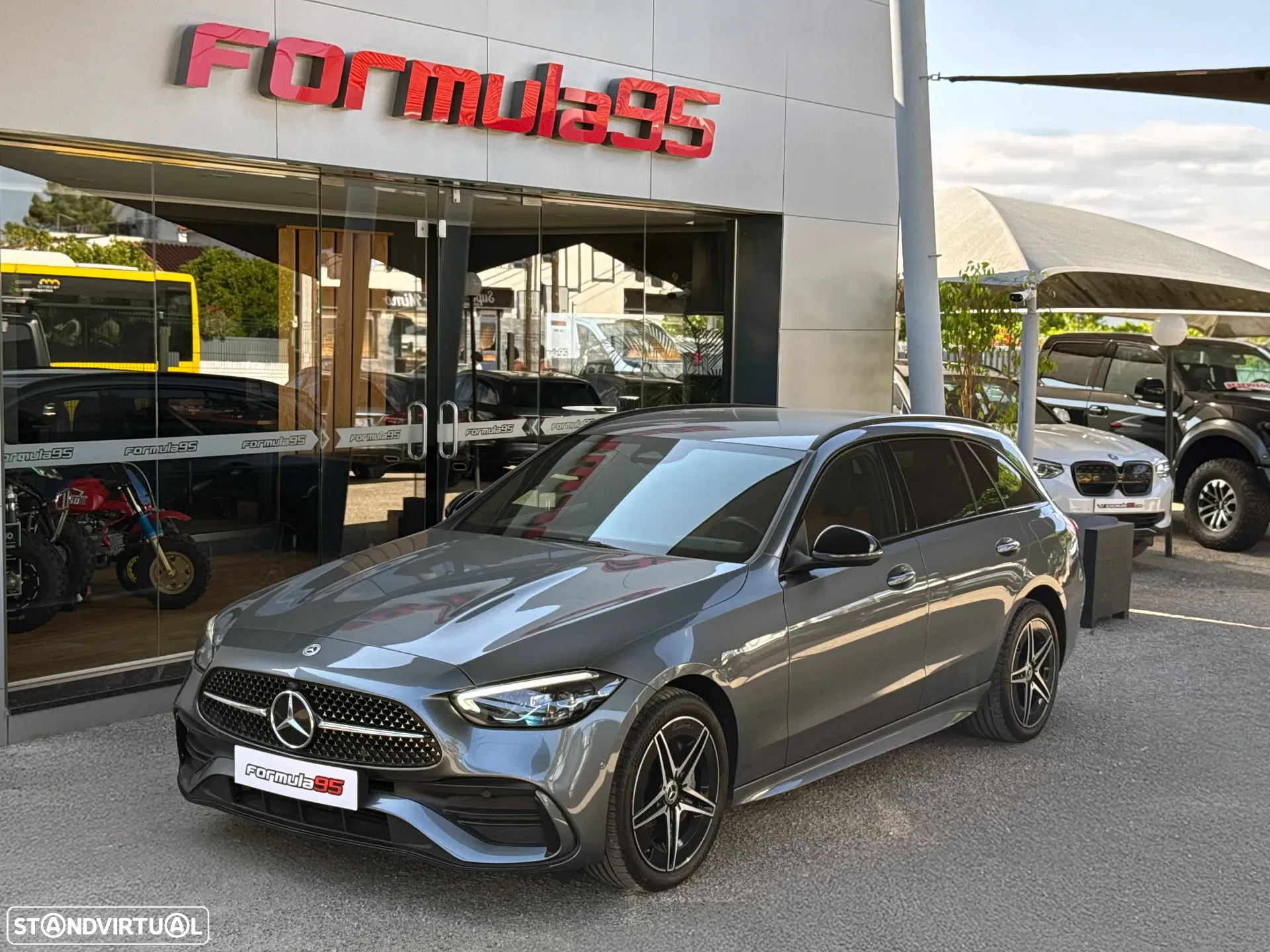 Mercedes-Benz C 300 e AMG Line