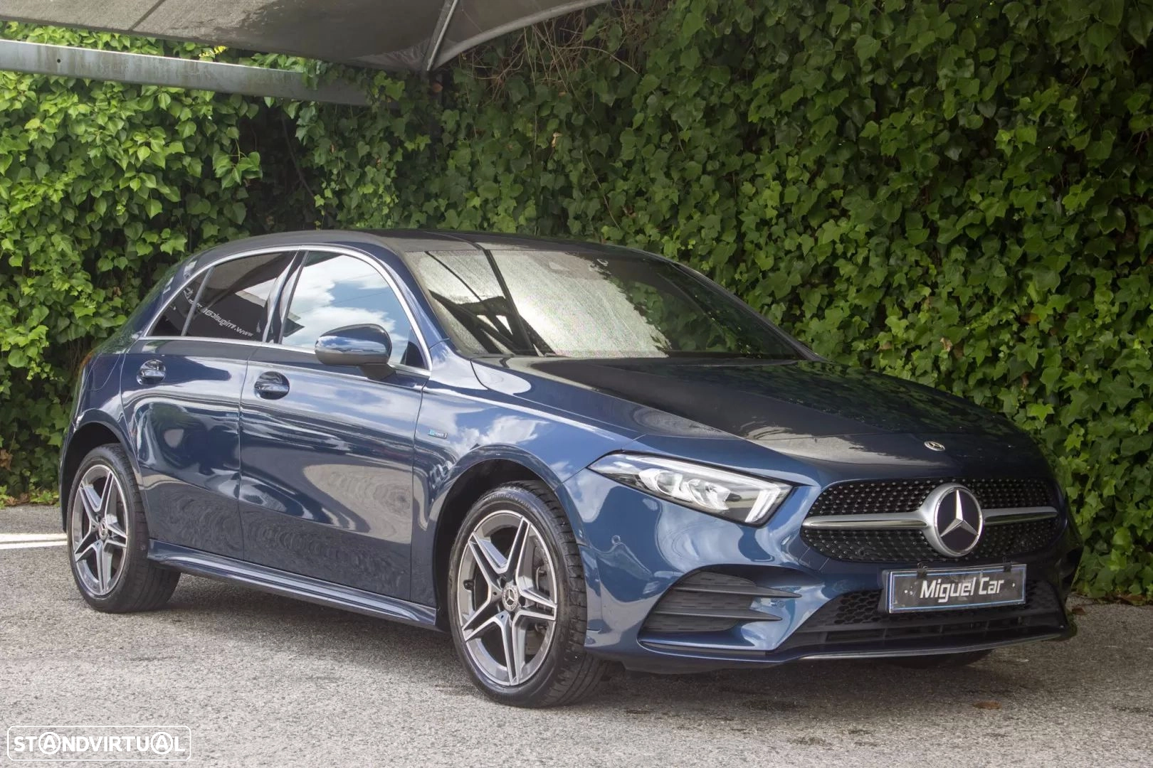 Mercedes-Benz A 250 e AMG Line
