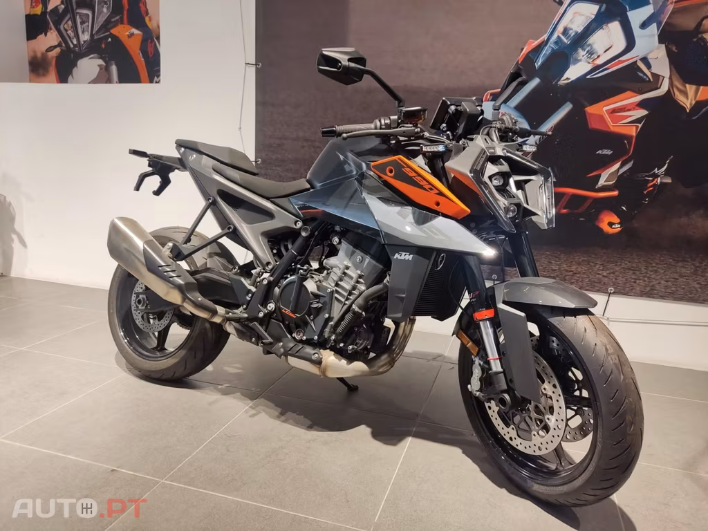 KTM 990 DUKE