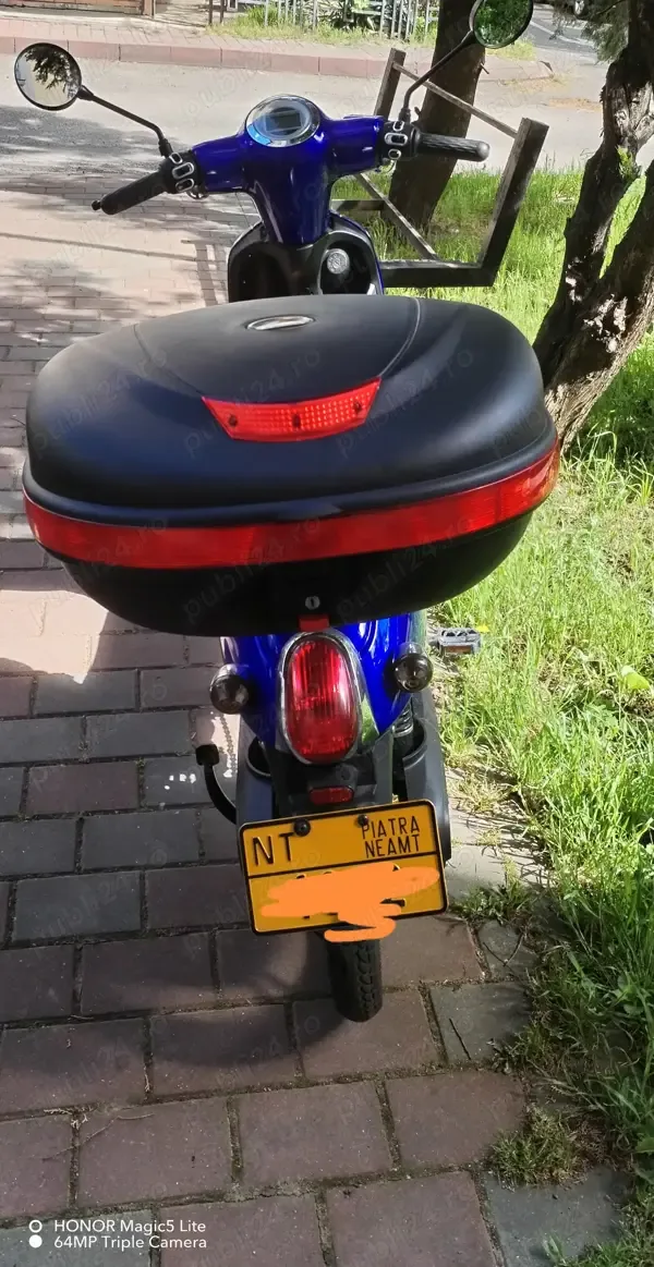 Scuter electric