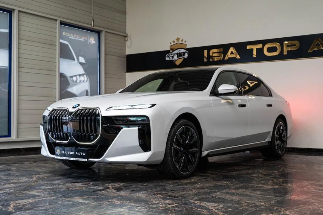 BMW Seria 7 2026