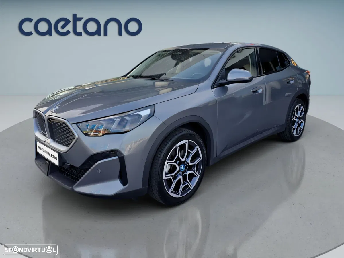 BMW iX2 eDrive20