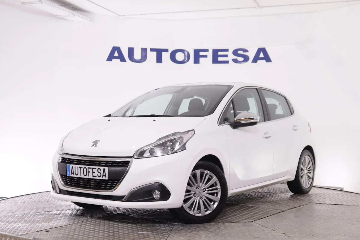 Peugeot 208 1.2 PURE TECH ALLURE 82CV 5P # NAVY, PARKTRONIC