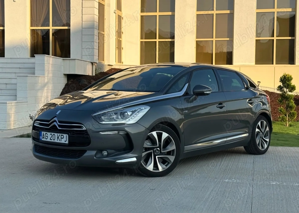 DS5 ActiveHibrid 4x4 Automat Individual