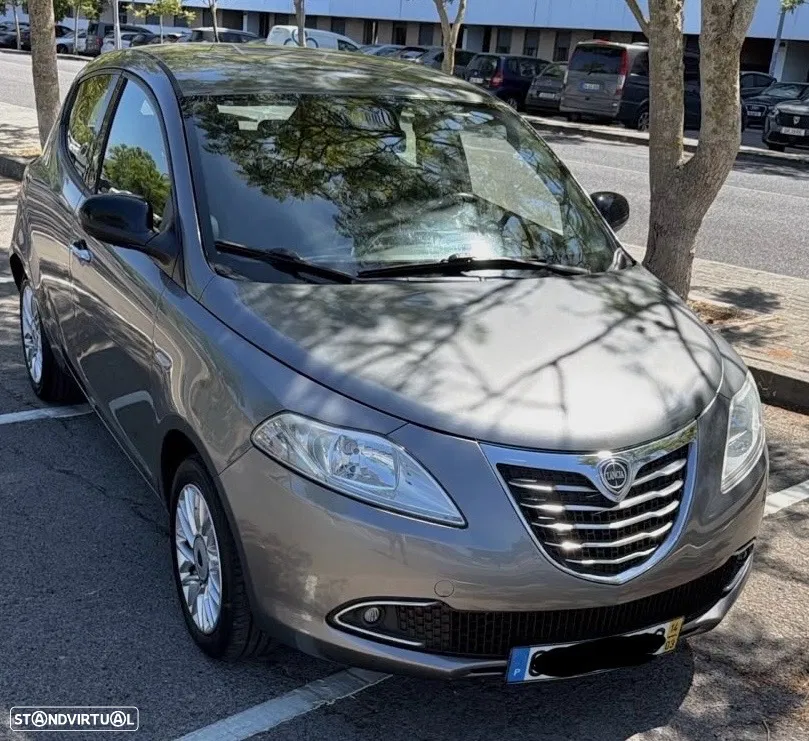 Lancia Ypsilon 1.3 M-jet S&S Platinum