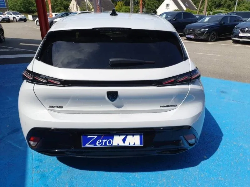 PEUGEOT 308