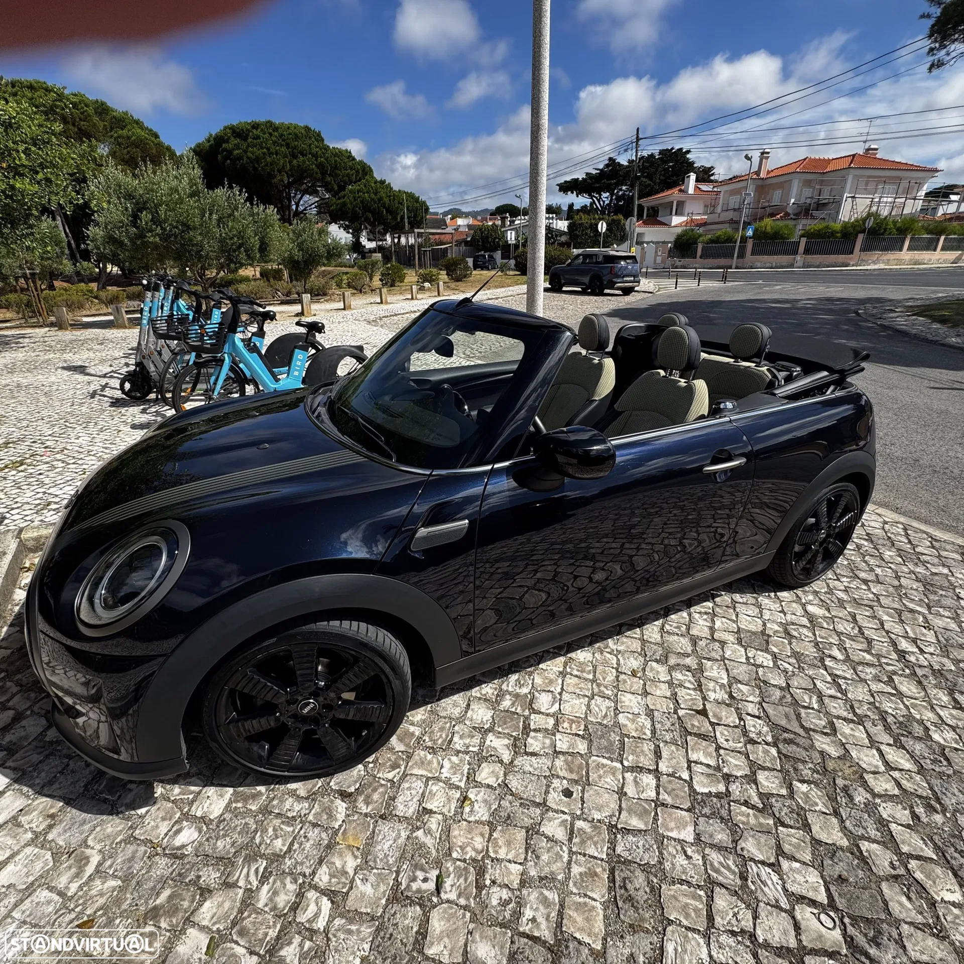 MINI Cabrio Cooper Premium Resolute Edition Auto