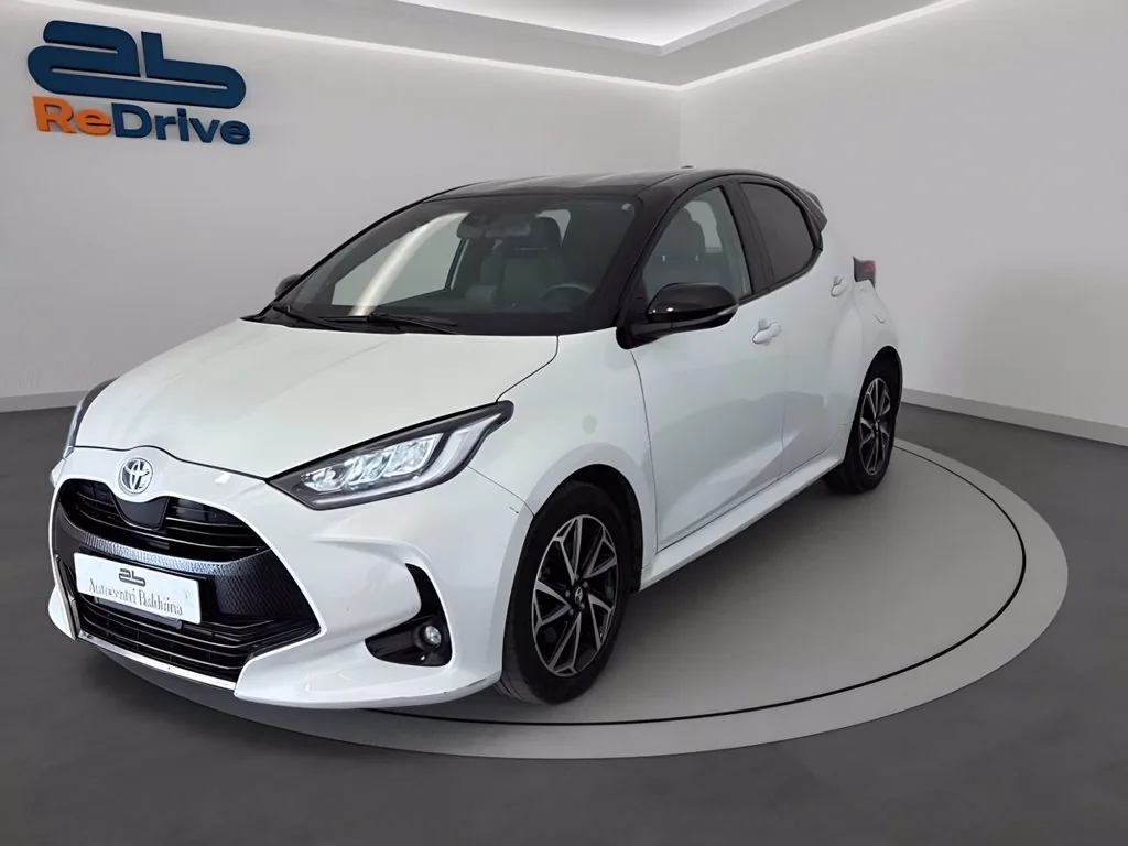TOYOTA Yaris 1.5h trend
