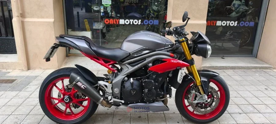Triumph Speed Triple R 1050