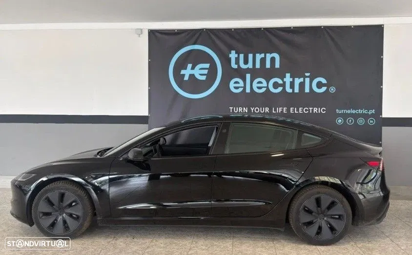 Tesla Model 3 Standard Range Plus RWD