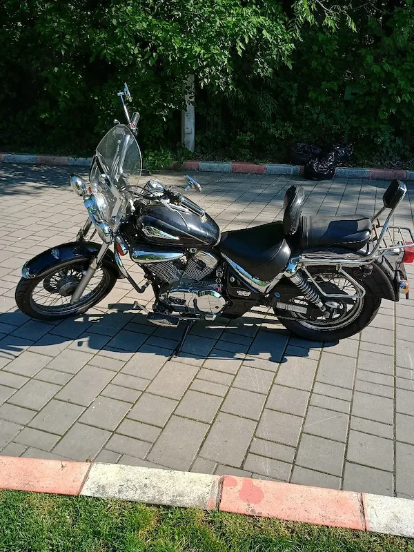 Suzuki intruder 250 VL