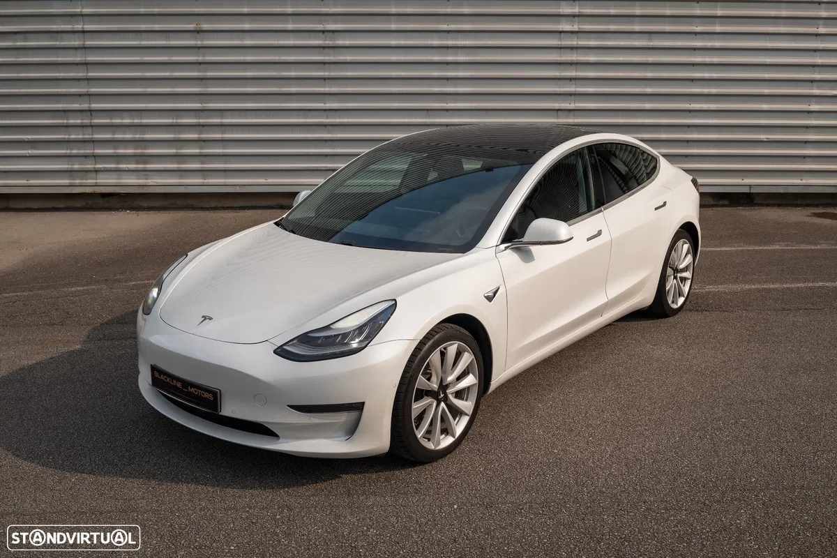 Tesla Model 3 AWD Dual Motor Performance