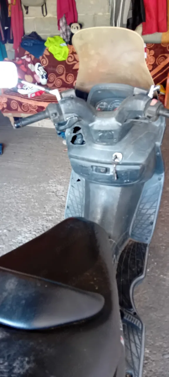 De vânzare suzuki burgman 150cc