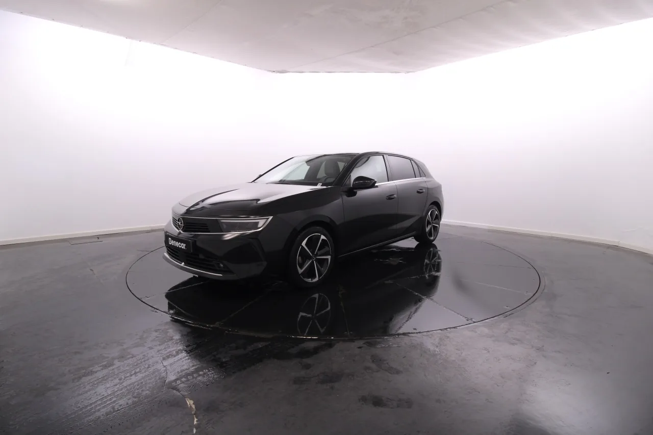 Opel Astra Elegance 1.2T 130cv