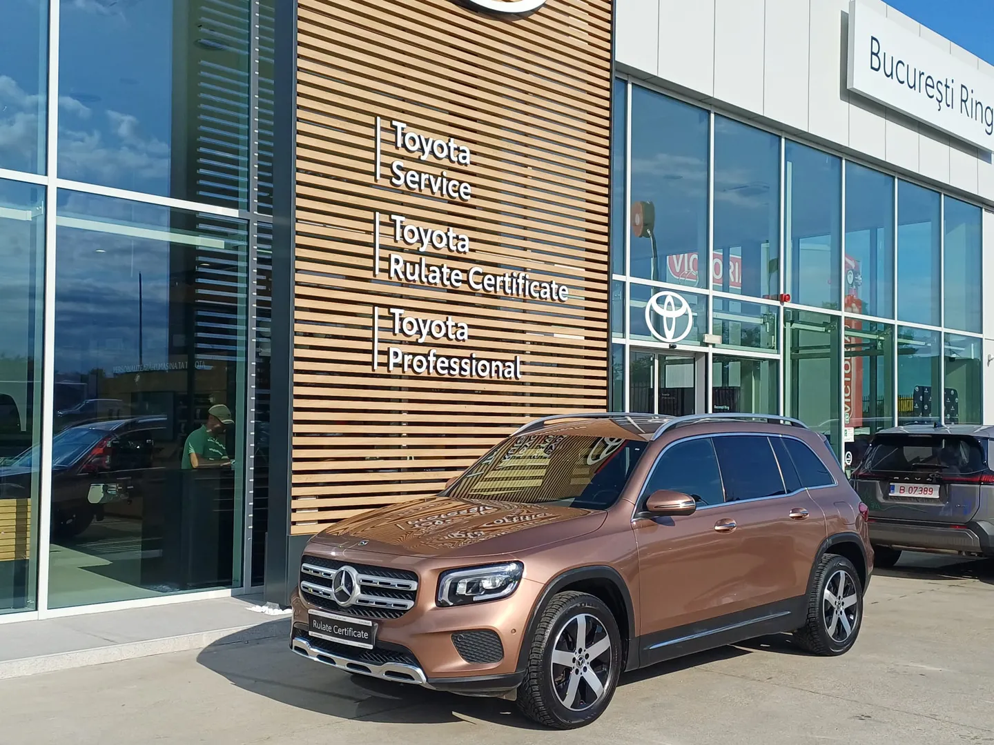 Mercedes-Benz GLB 200 1.3 benzina 163CP 7 locuri