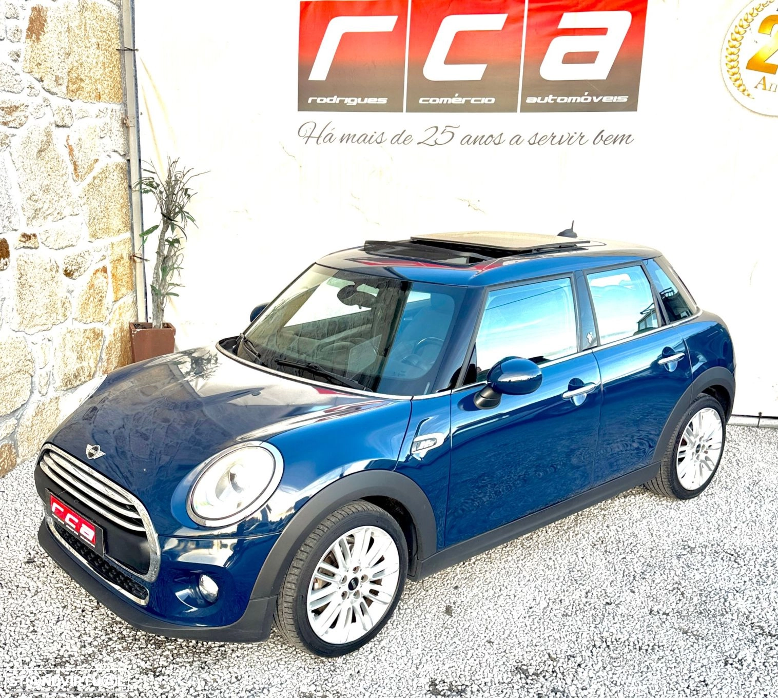 MINI 5 Portas