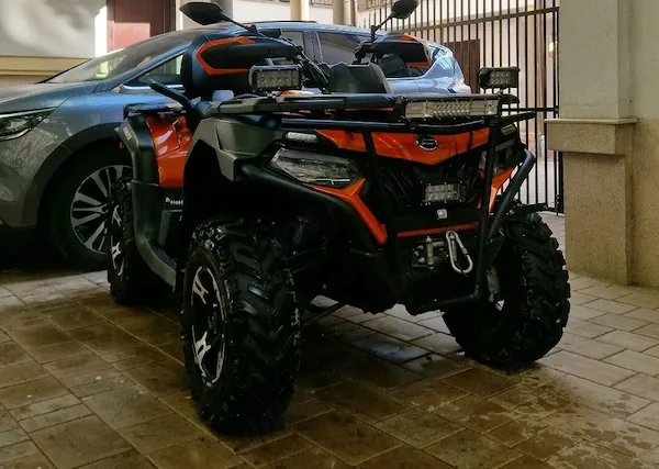 Vand Atv CF moto