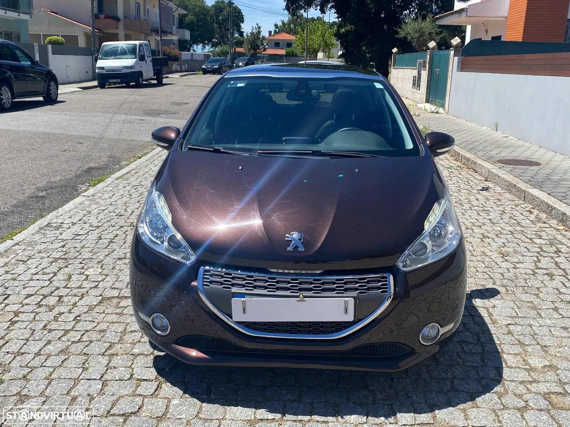 Peugeot 208 1.6 e-HDi Allure 2-Tronic