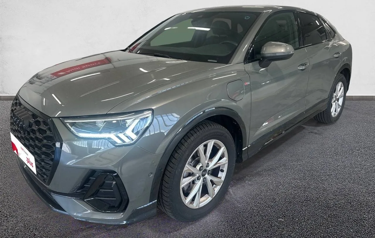 AUDI Q3 Sportback 45 TFSIe 245 ch S tronic 6 S line