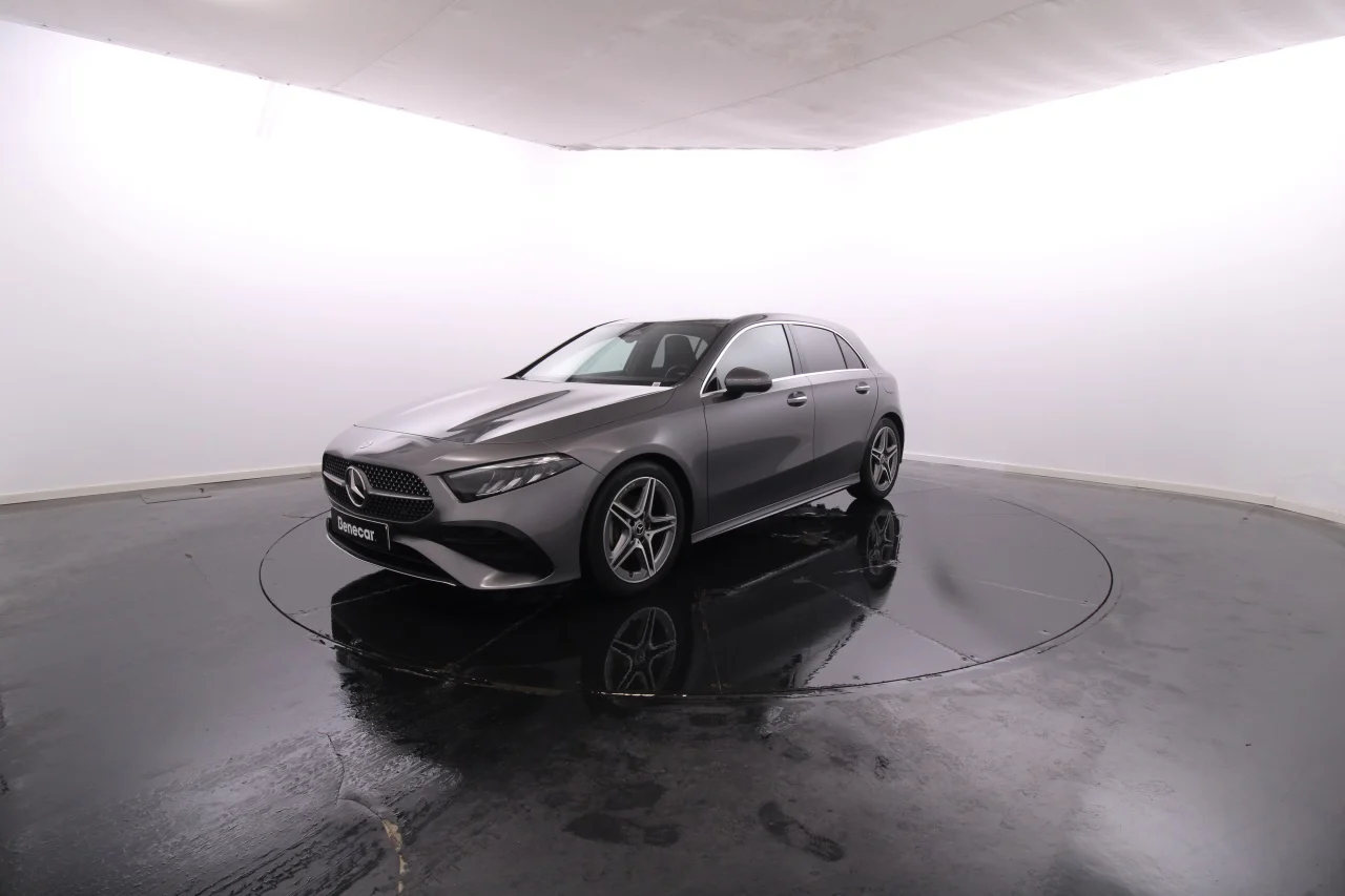 Mercedes-Benz Classe A - 180 d AMG Advanced Plus Cx. Aut. GPS / Vidros Escurecidos