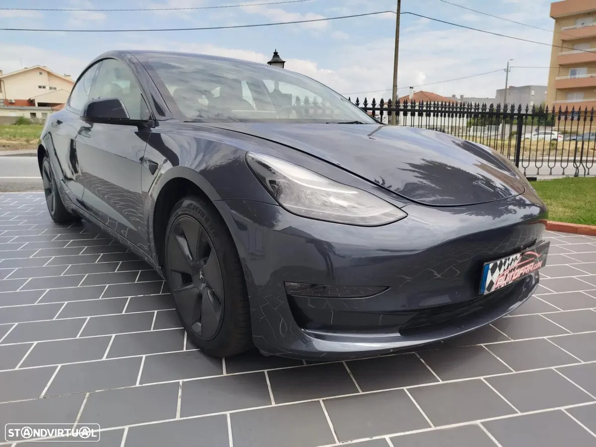 Tesla Model 3 Long-Range Dual Motor AWD