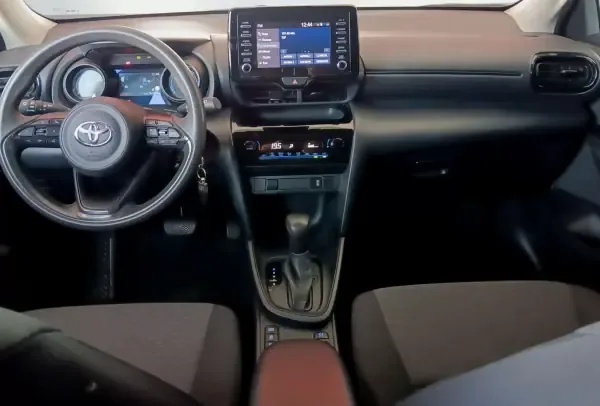 Toyota Yaris Cross 2022 1.5 HDF Comfort
