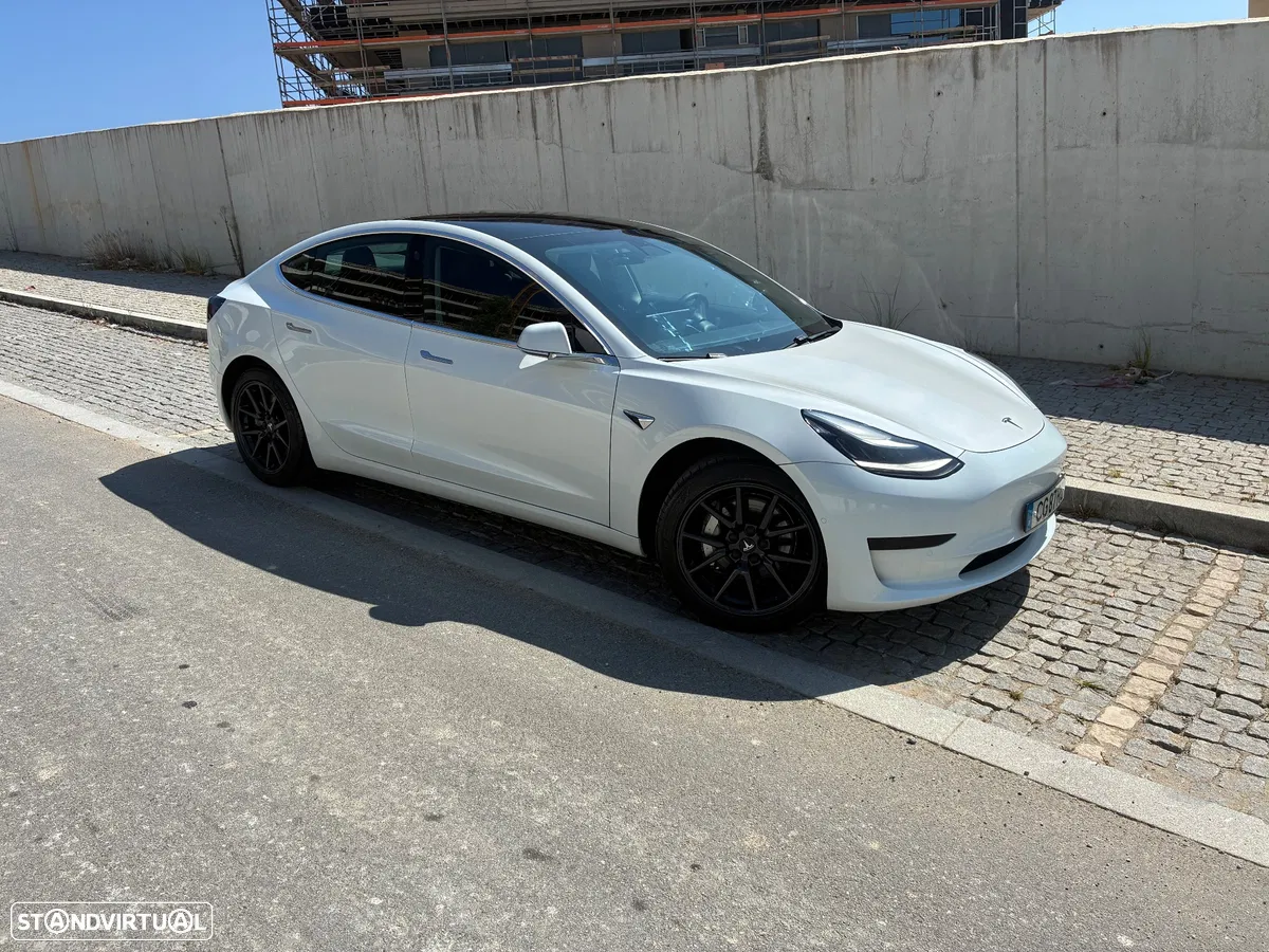 Tesla Model 3 Standard Range Plus RWD