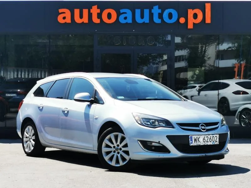 Opel ASTRA 2015