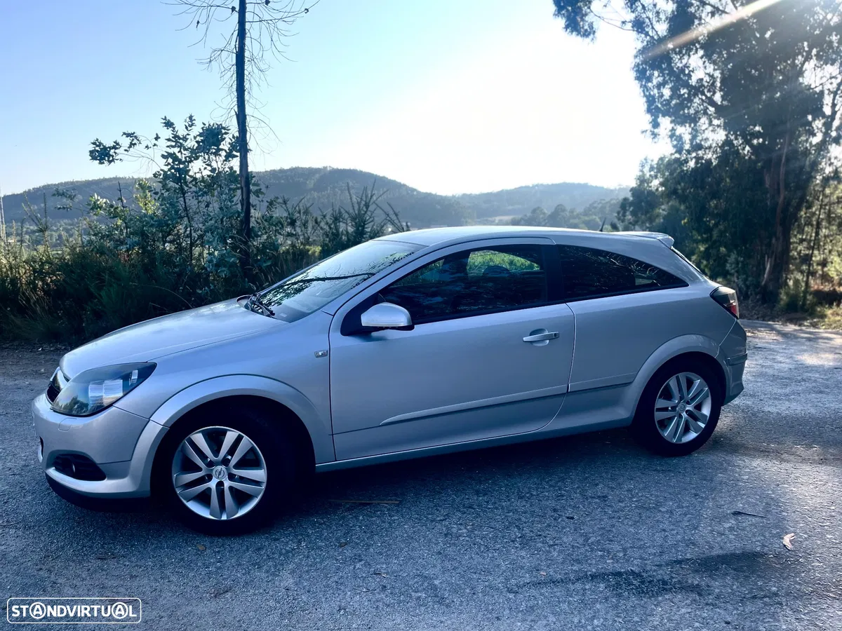 Opel Astra GTC 1.7 CDTI